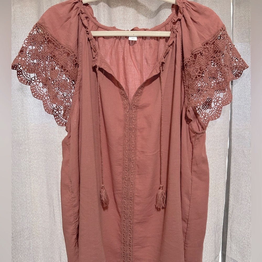 Lace/Tassel Detail Corral Blouse